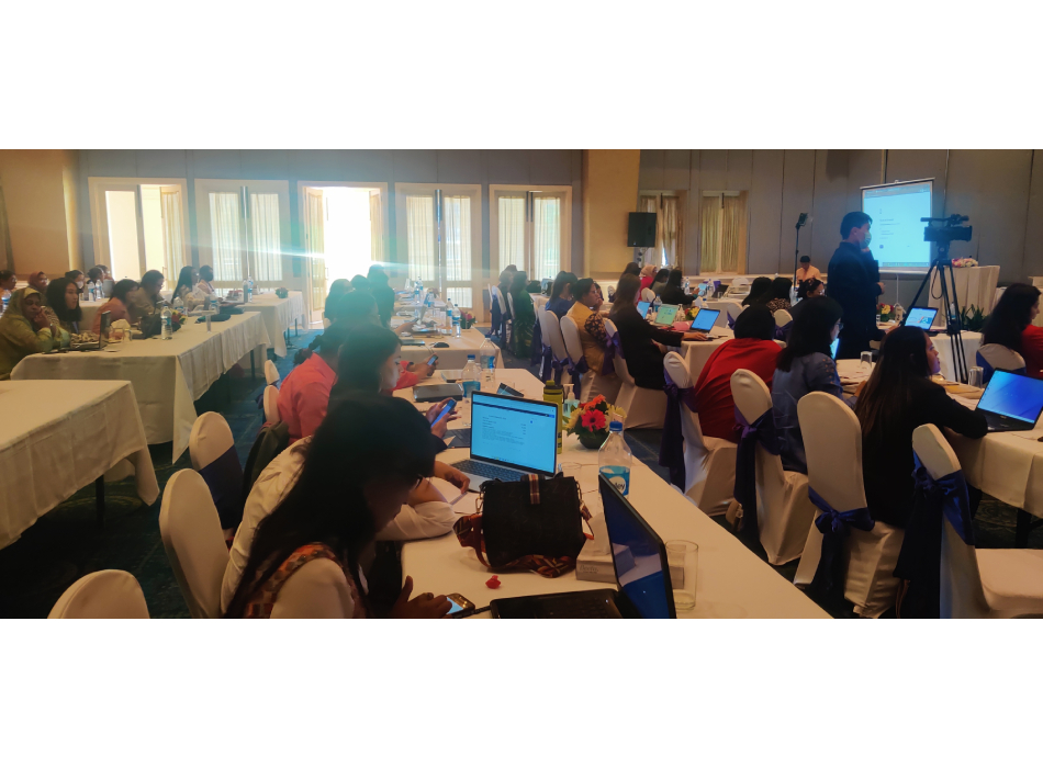 UNESCAP Wesellonline online training photo gallery
